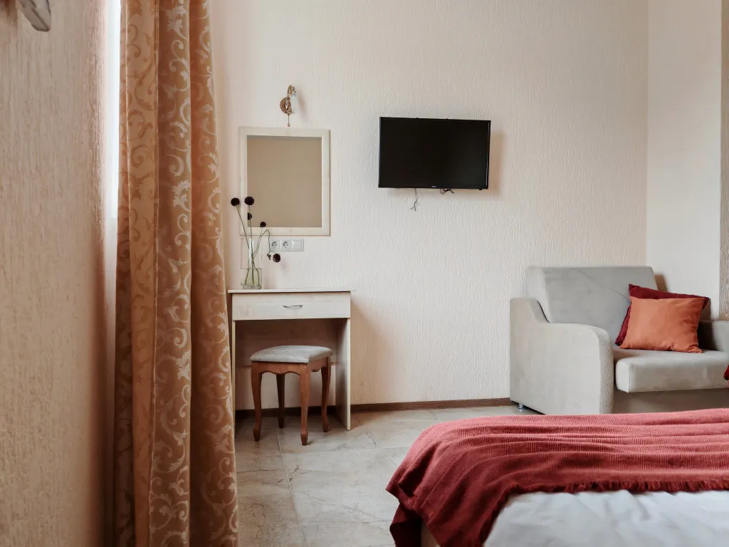 Квартира Квартира Трехместный номер «Стандарт» — это номер романтик: солнце, море и уют! — Геленджик