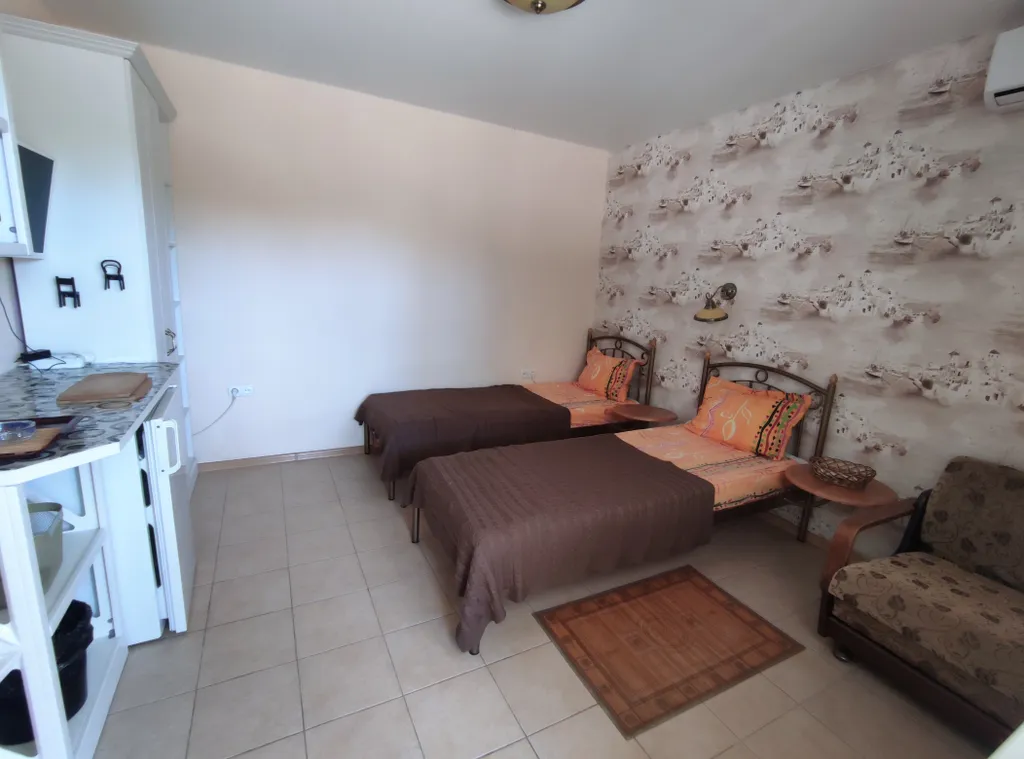 Квартира Двухместный с двумя отдельными кроватями (+ доп.место) с видом на сад — аренда посуточно в Поповка