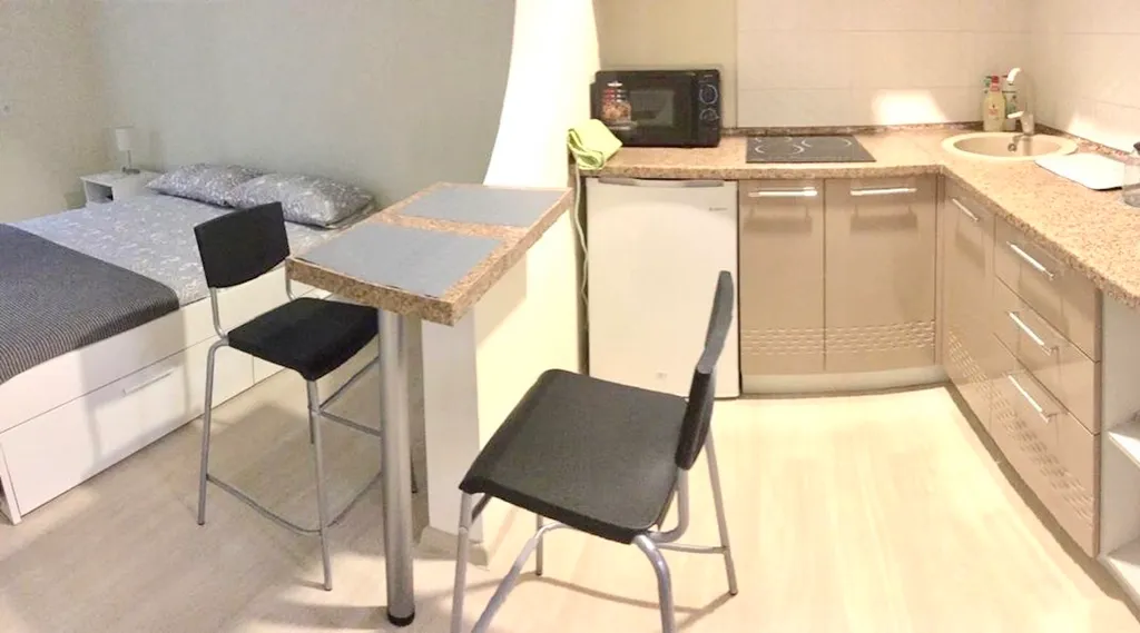 Уютная квартира в центре Ялты. До пляжа 15 минут пешком.