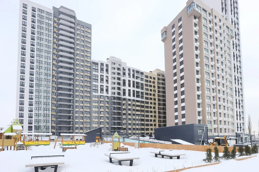 Квартира на 23-м этаже с парящей кроватью