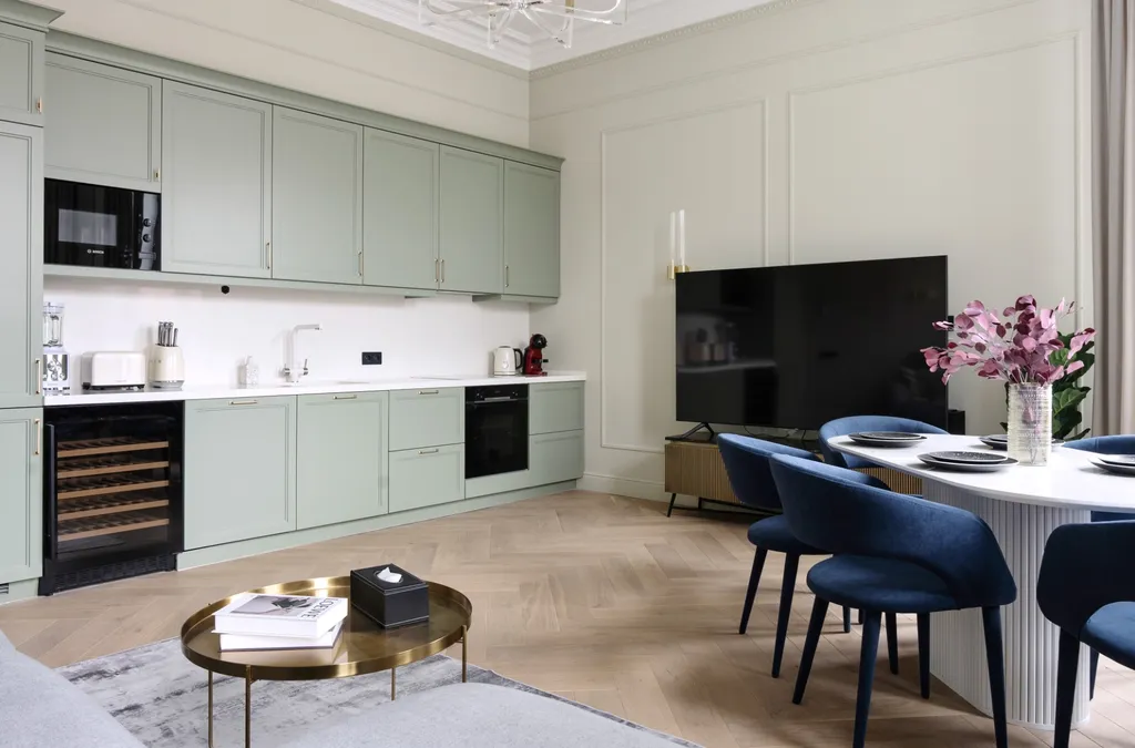 Апартаменты от PiterApartmnts 130 м2 с новым дизайнерским ремонтом