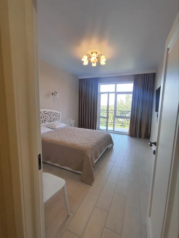 Апартамент с роскошным видом на море и горы