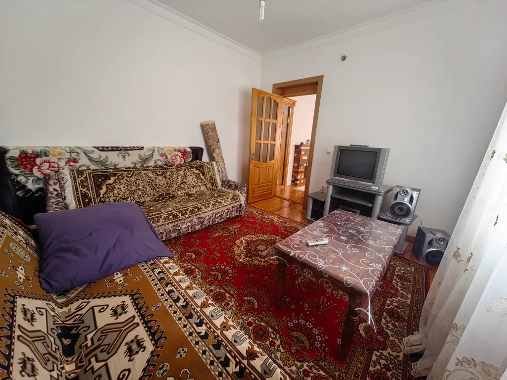 Просторный дом с зоной барбекю