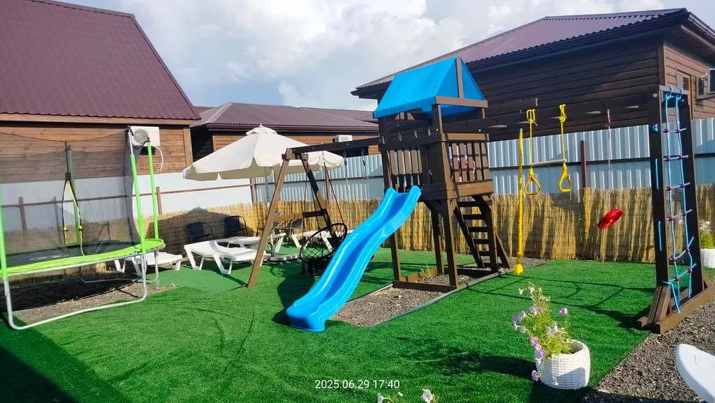 Дом у берегов Азовского моря