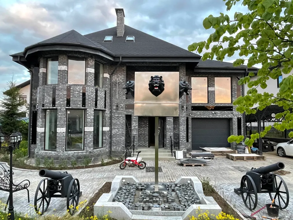 Коттедж Замок Castle Premium Class GOTHIC — Симагино