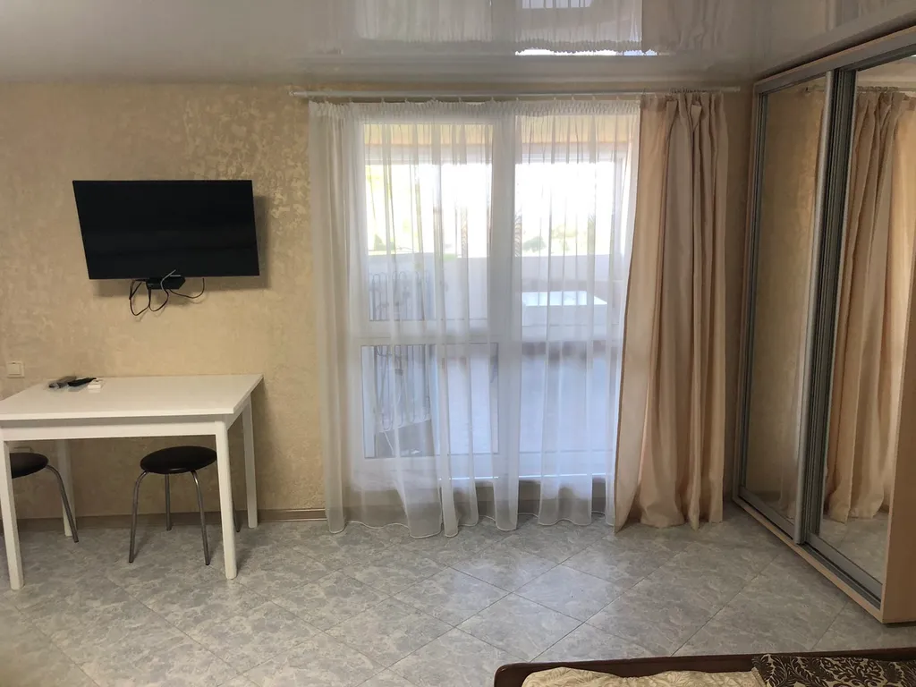 Апартаменты на Революции