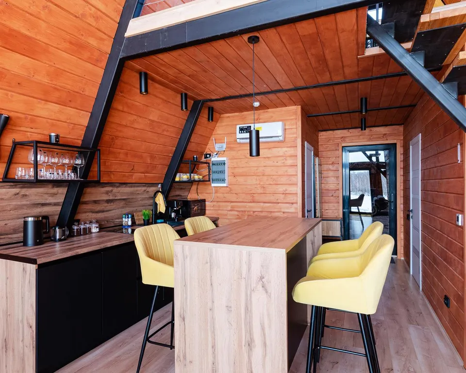 Треугольный дом А-фрейм рица