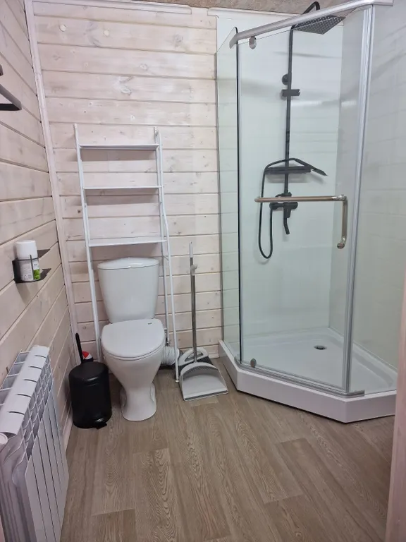 Коттедж Уютный комфортабельный гостевой дом Лада — Северская