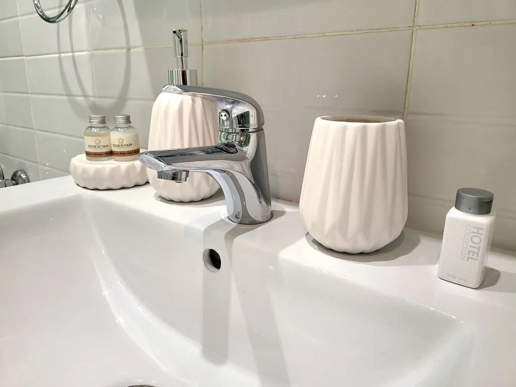 Квартира 1-комнатная квартира у гипермаркета Окей — Тюмень