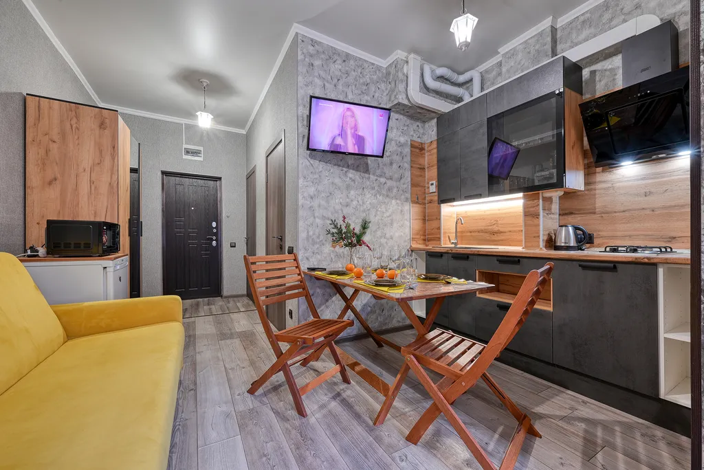 Квартира с отдельной спальней и видом на горы Я на Море