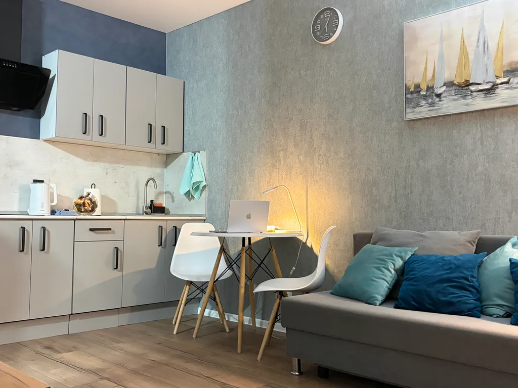 Апартаменты 4-х местные в шаге от горячего источника Волна. Тюмень