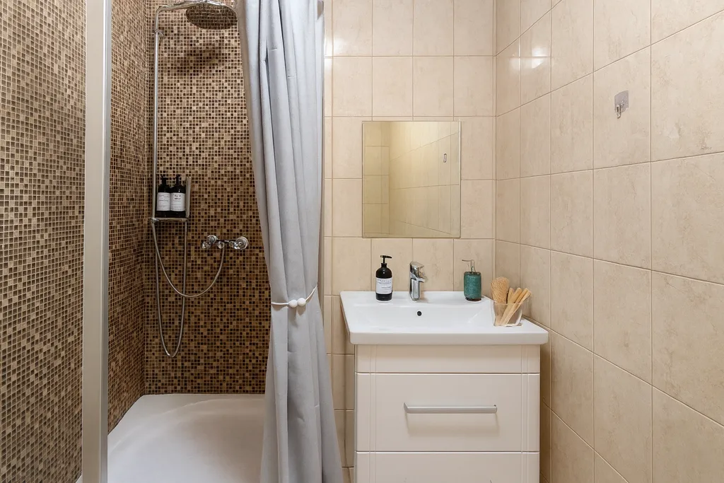 Уютная 1-комнатная квартира ЖК 9/18 возле Ледовой Арены