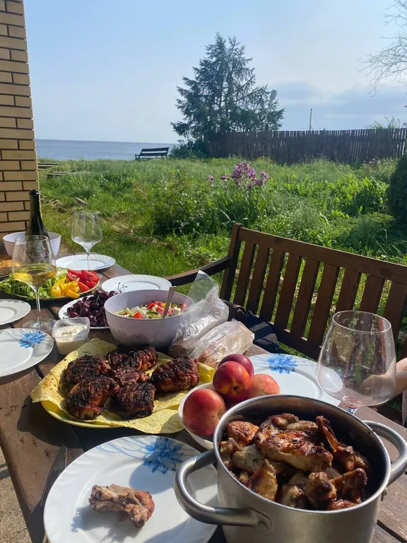 Дом на берегу Камского моря