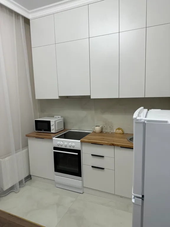 Полноценная 2-комнатная квартира в центре левого берега