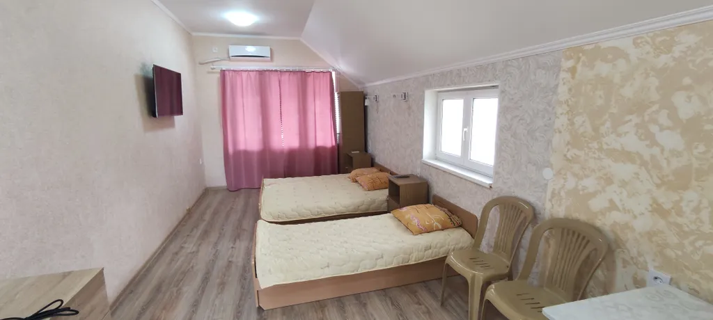 Квартира 3-местный номер люкс — аренда посуточно в Судак