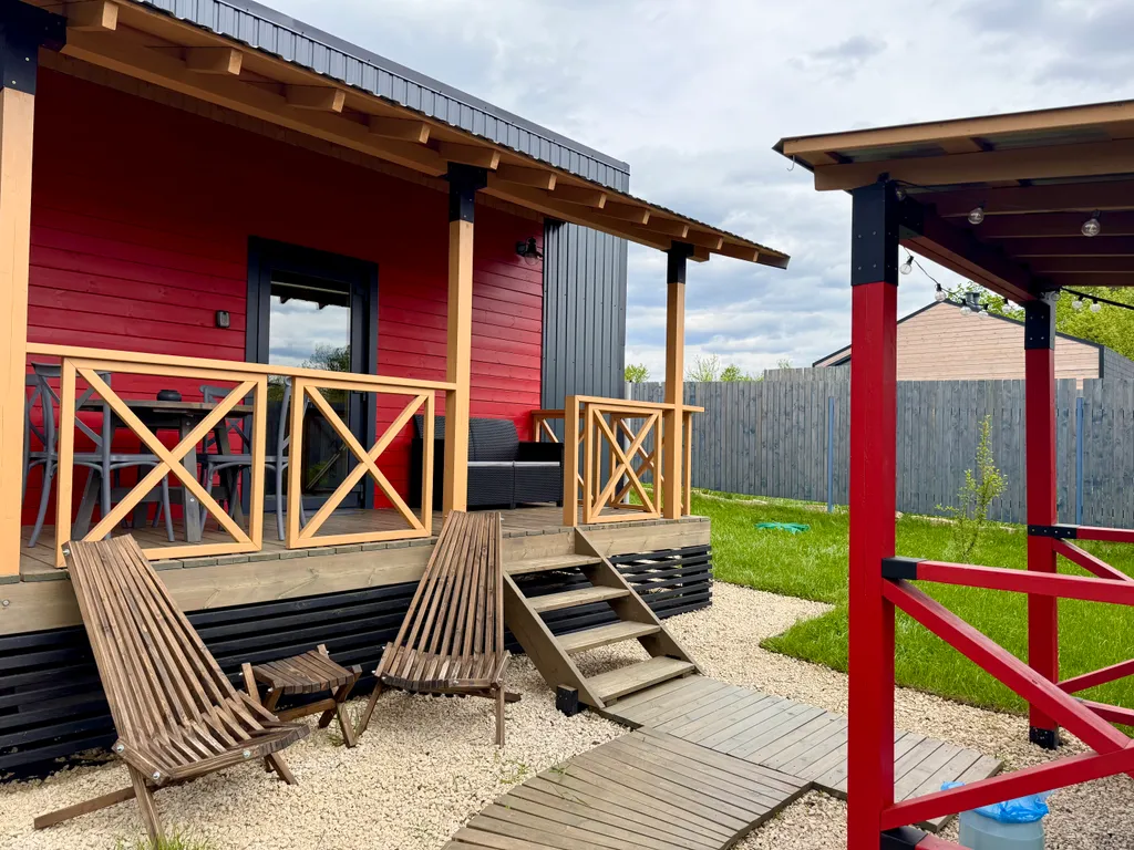 Иван-дача рядом с парком Кудыкина гора, дом Норди