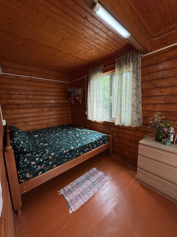 Уютный домик в саду