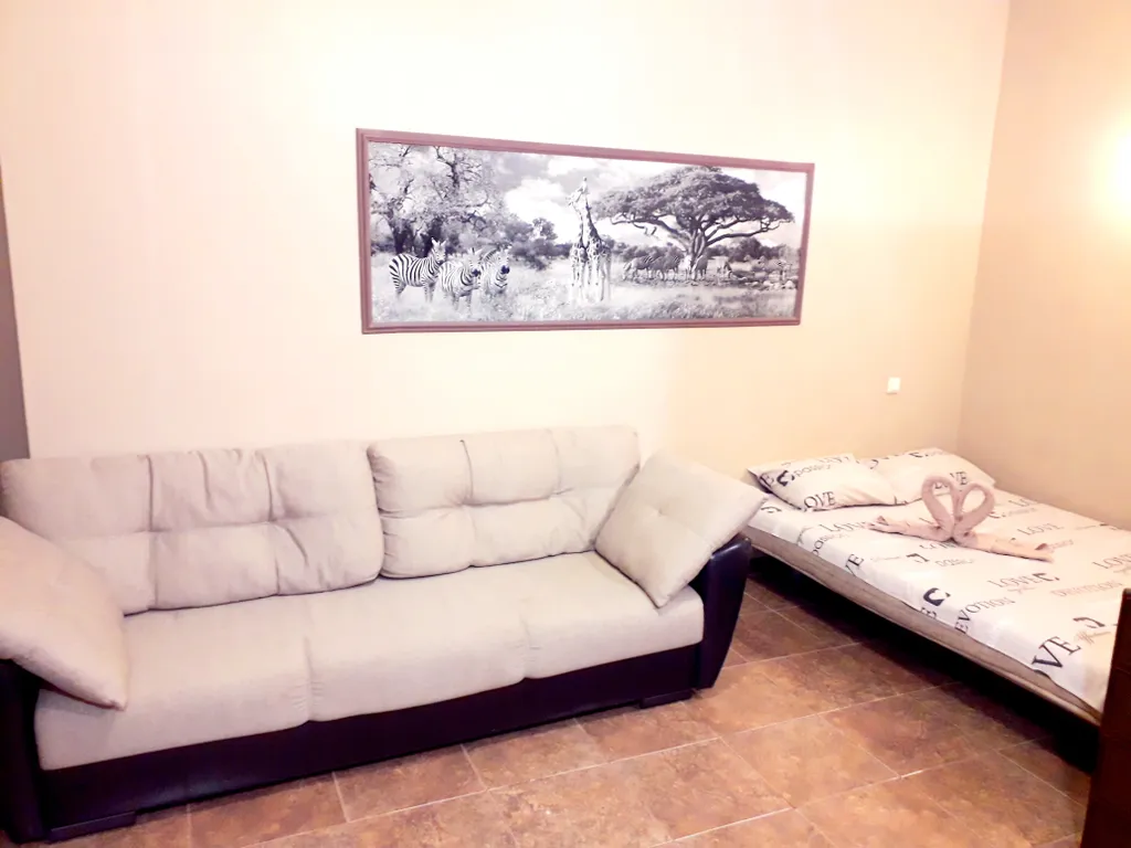 Квартира Уютная просторная квартира-студия в центре — Адлер