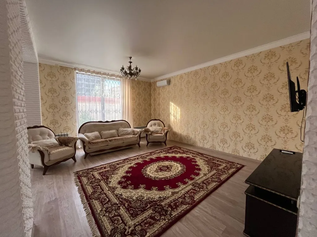 Уютный двухэтажный дом, рядом с пляжем