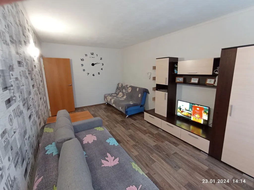 Квартира 1-комнатная Квартира — Кировск