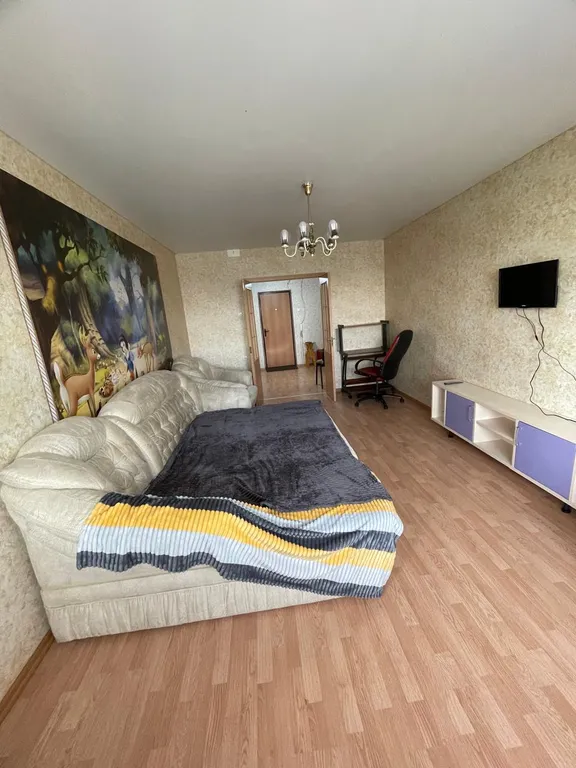 Просторная квартира — аренда посуточно в Бронницы