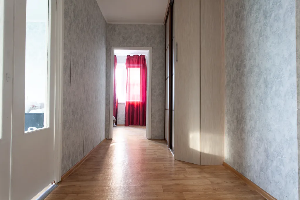 Двухкомнатная возле ТРЦ Планета