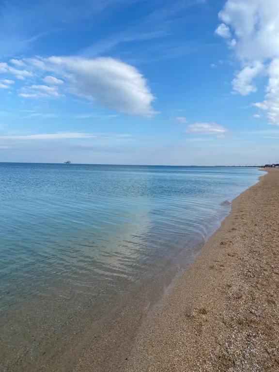 Уютный семейный домик на берегу моря