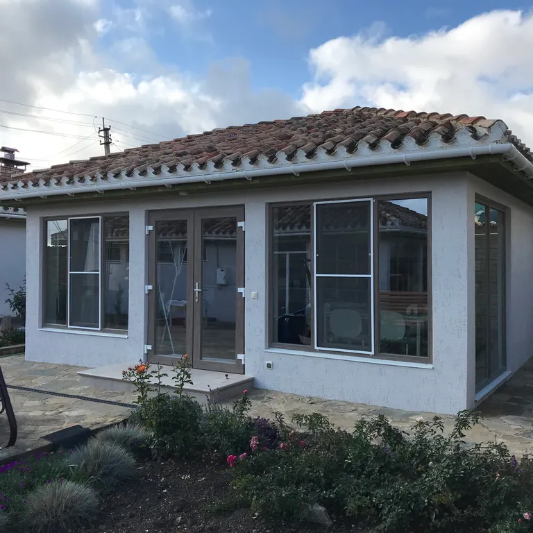 Коттедж Дом под черепицей — Солнечная Долина