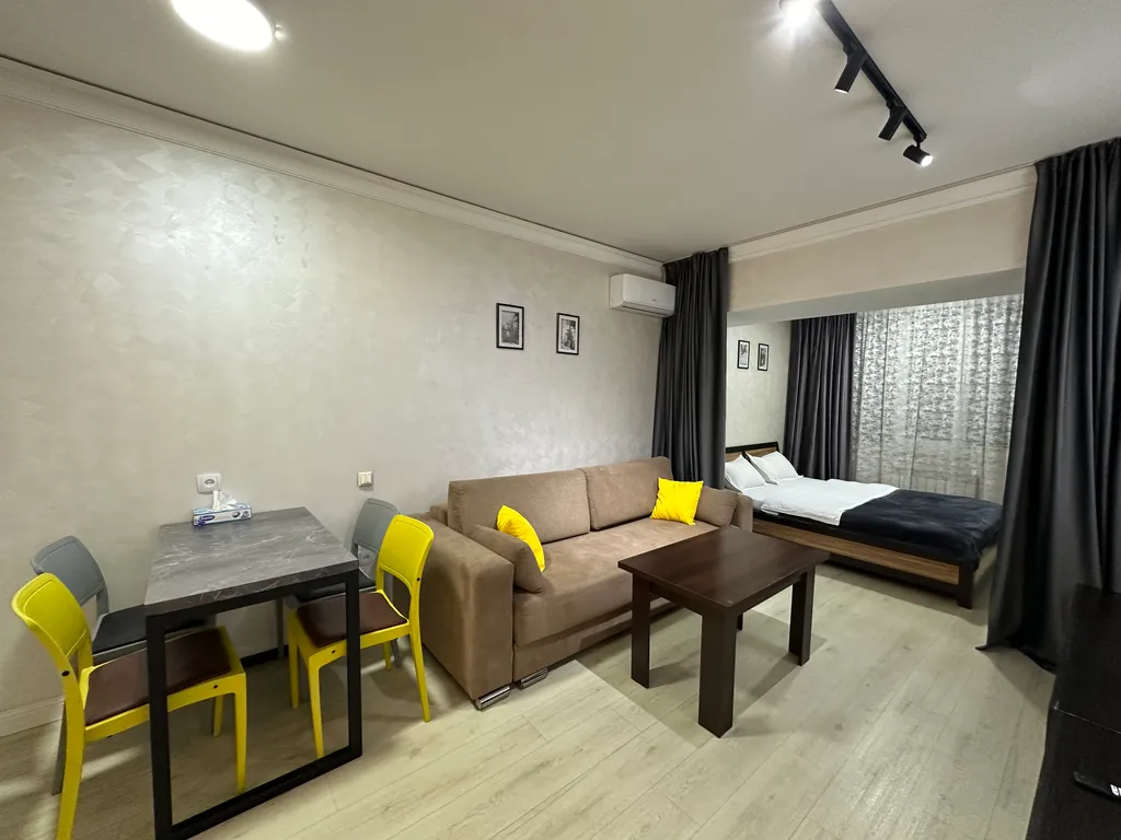 Квартира Уютная студия на Арбате — Алматы