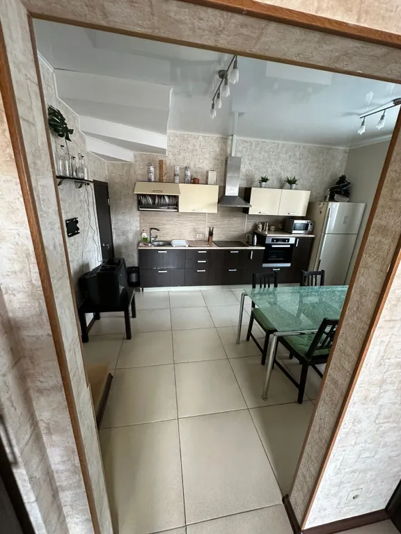 4-комнатная Квартира — аренда посуточно в Зелёная Поляна