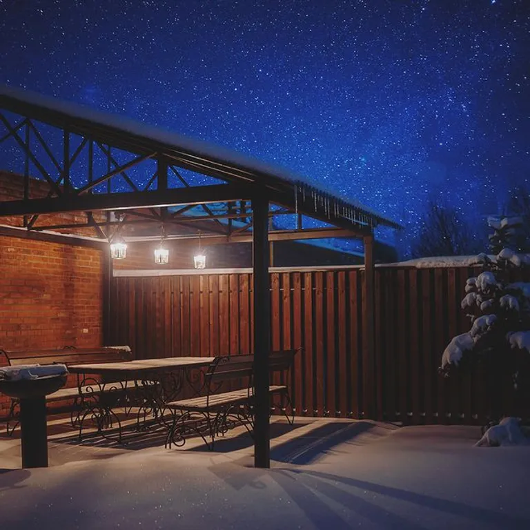 Уютный коттедж в черте города