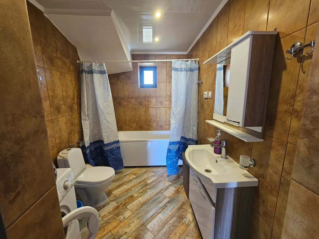 Коттедж Вилла с видом на море на 7-11 персон — Новоотрадное