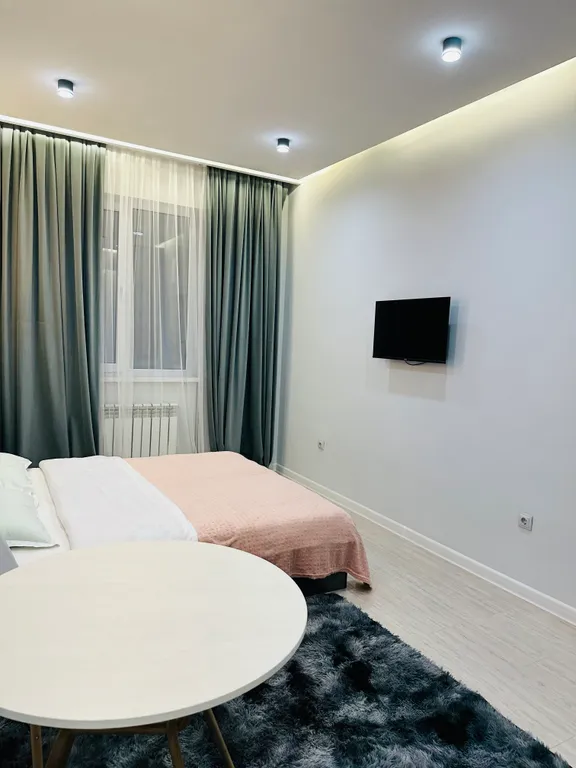 Апартамент возле ТРЦ Мега Париж