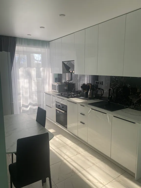 Уютная квартира с новым ремонтом на городских прудах