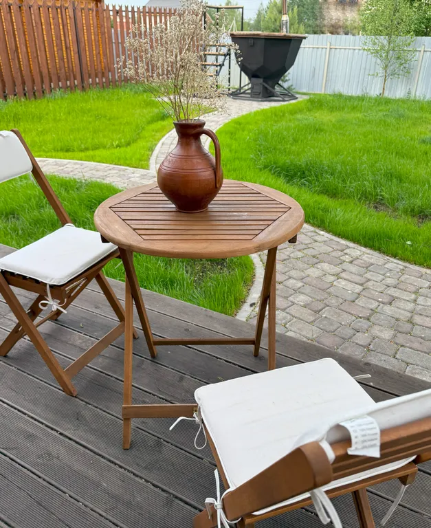 А-фрейм шалаш у леса