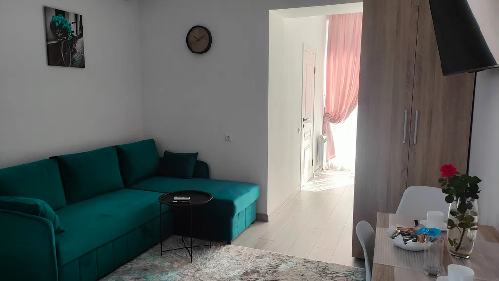 Квартира Квартира Апартамент "Авиньон" с парковкой и завтраком рядом с "Экспоград-ЮГ" — Краснодар