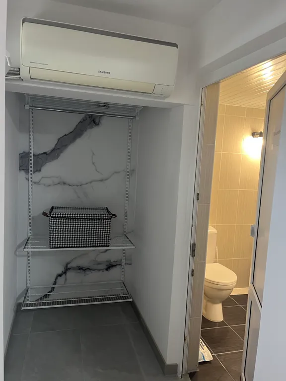 Трёхместный номер с ванной комнатой