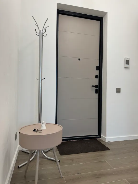 Квартира на набережной