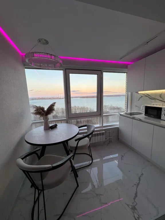 Квартира с панорамным видом на Ангару