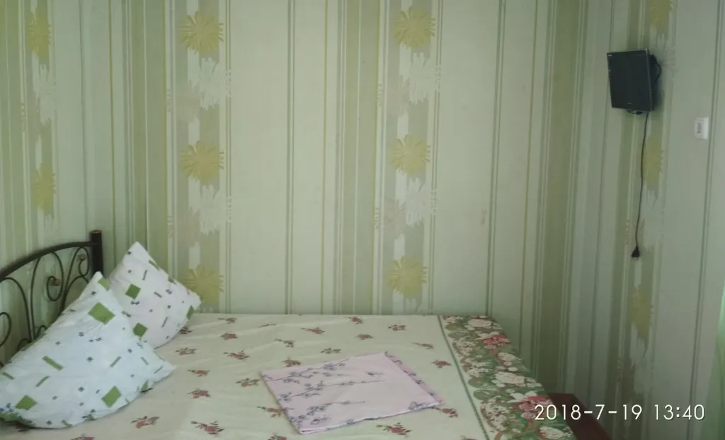 Квартира Двухместный номер с удобствами у Сильвии в Феодосии на Степной. — аренда посуточно в Феодосия