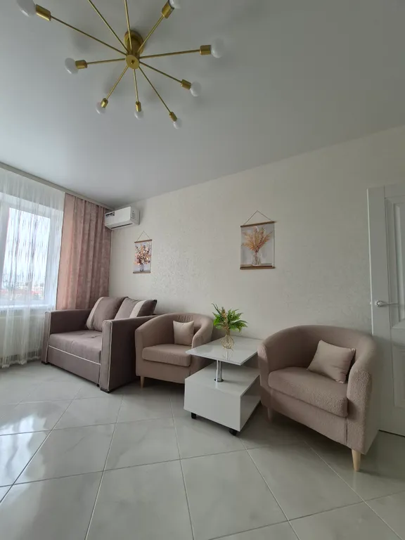 Уютная светлая квартира с видом на город