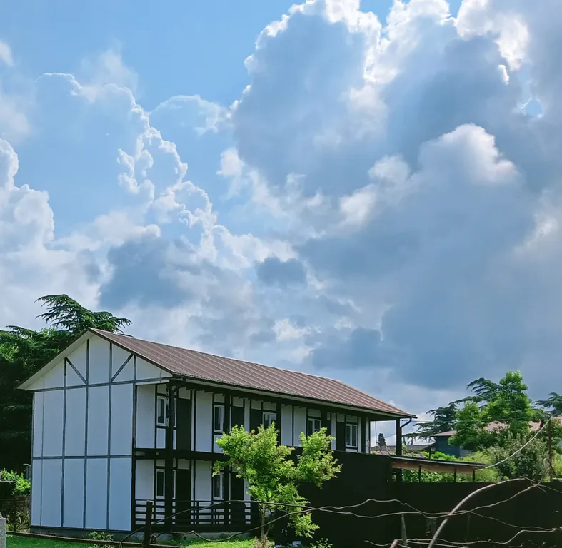 Уютный номер рядом с морем