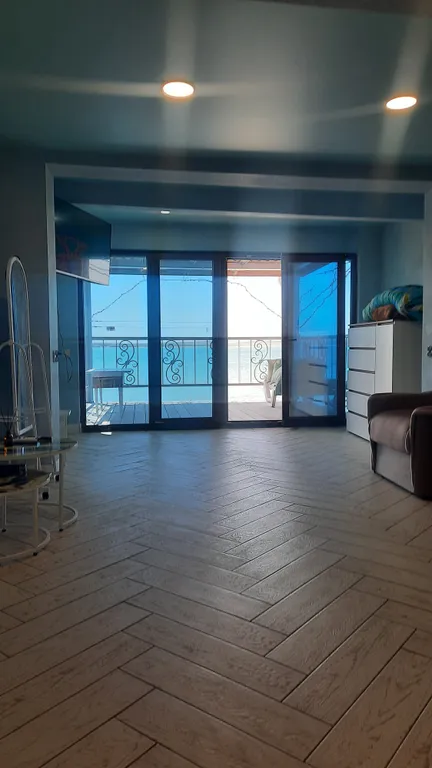 Эллинг на самом берегу Азовского моря