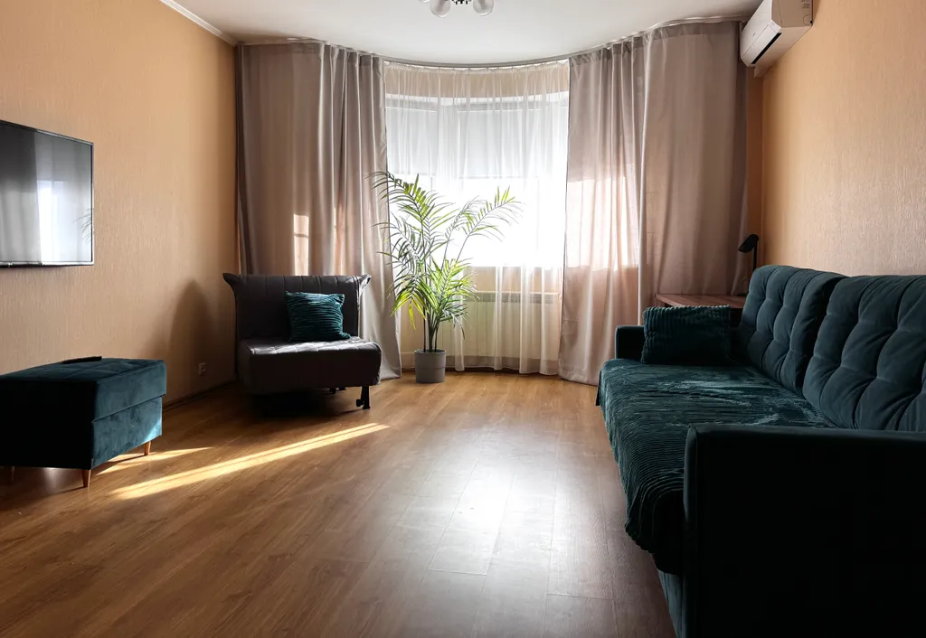 Просторная квартира в районе Павшинская Пойма — аренда посуточно в Красногорск