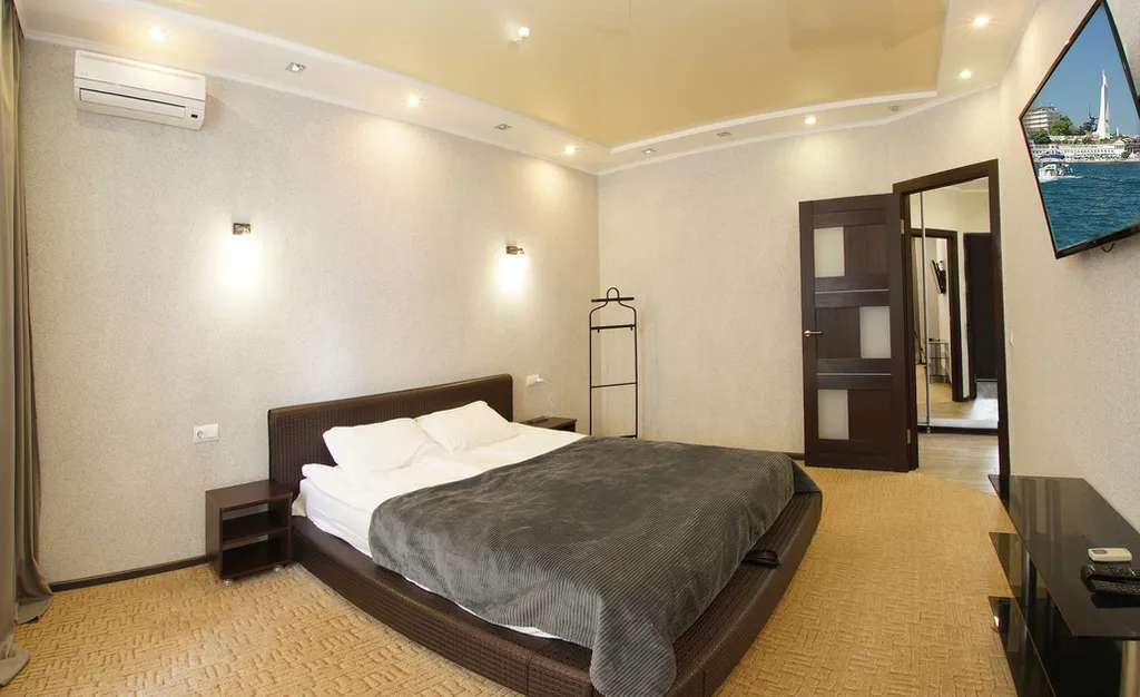 Квартира Апартаменты у Парка — Севастополь