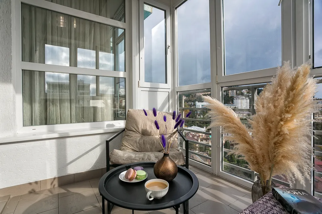 Садовая. В самом центре, вид на море