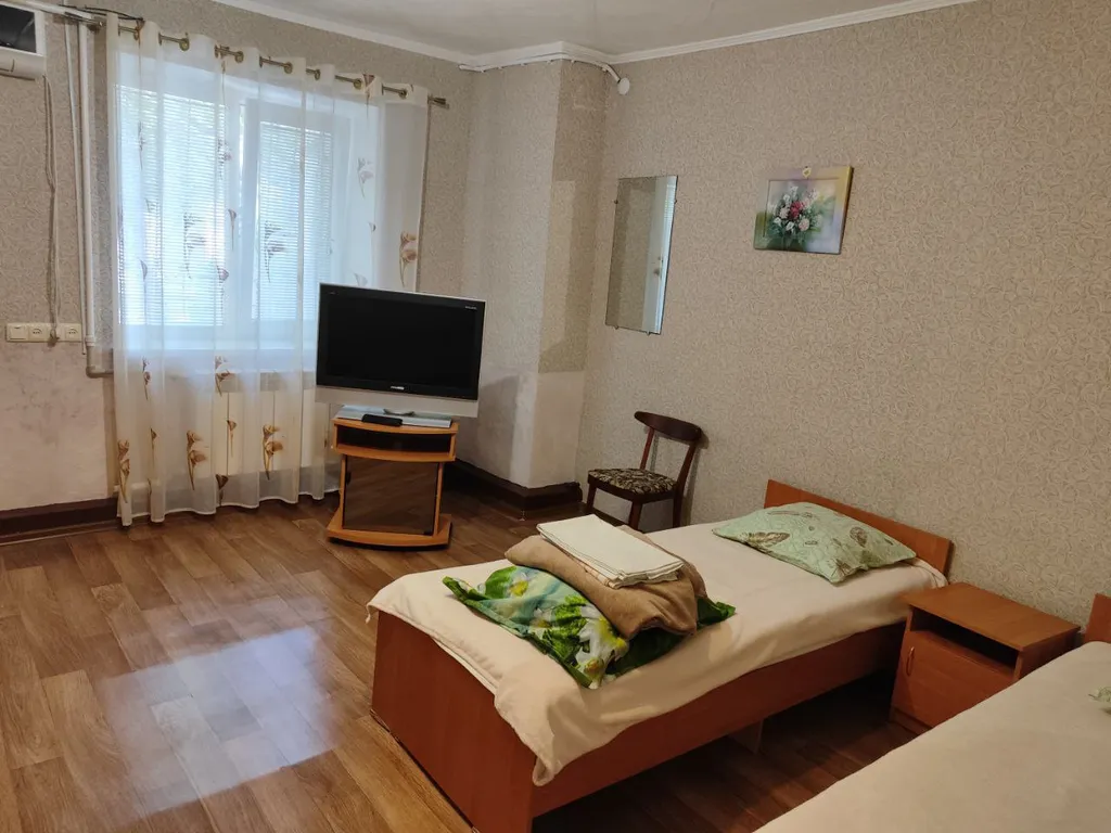 Квартира Двухкомнатная квартира в центре курортной зоны — Евпатория