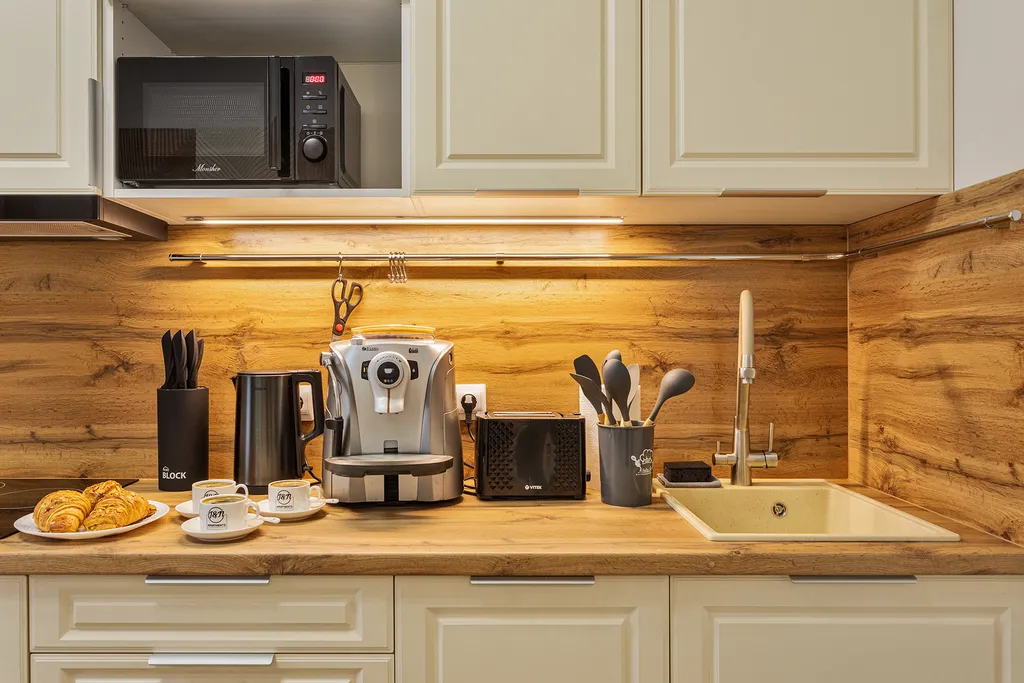 FullHouseApart Трехместные апартаменты на вокзальной площади