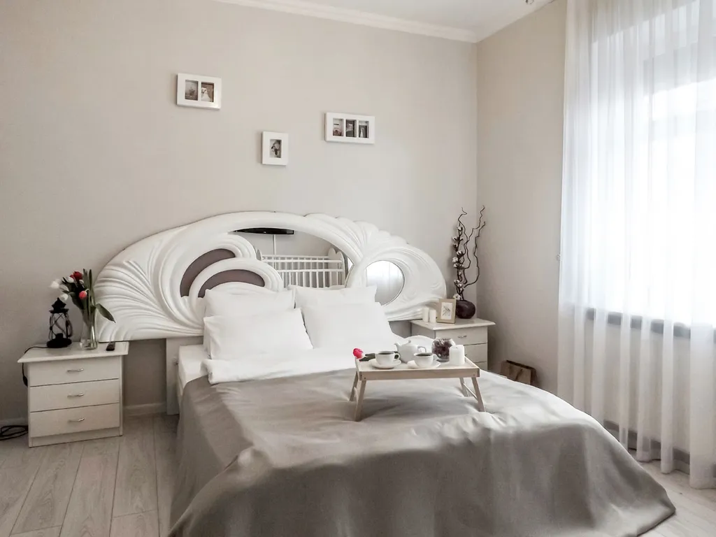 Дом с бассейнами и банкетным залом на Дмитровском шоссе