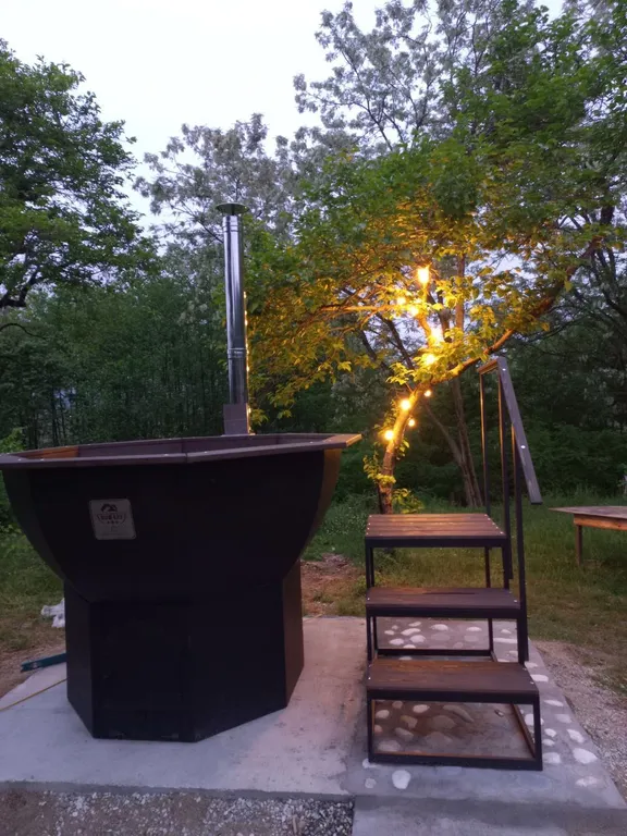 Коттедж Дом- юрта в горах — Сухум